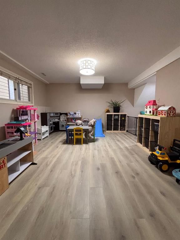 6605 93A Street  - Photo 33
