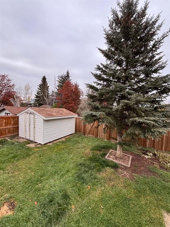 6605 93A Street  - Photo 43