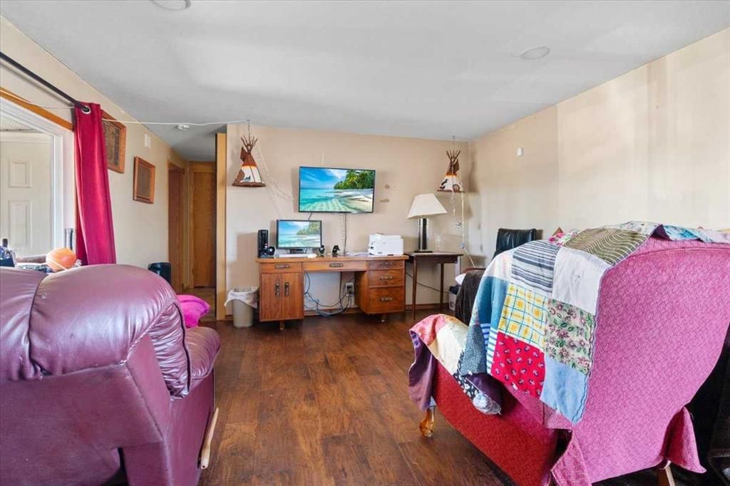 25, 712016 Range Road 72A  W - Photo 8